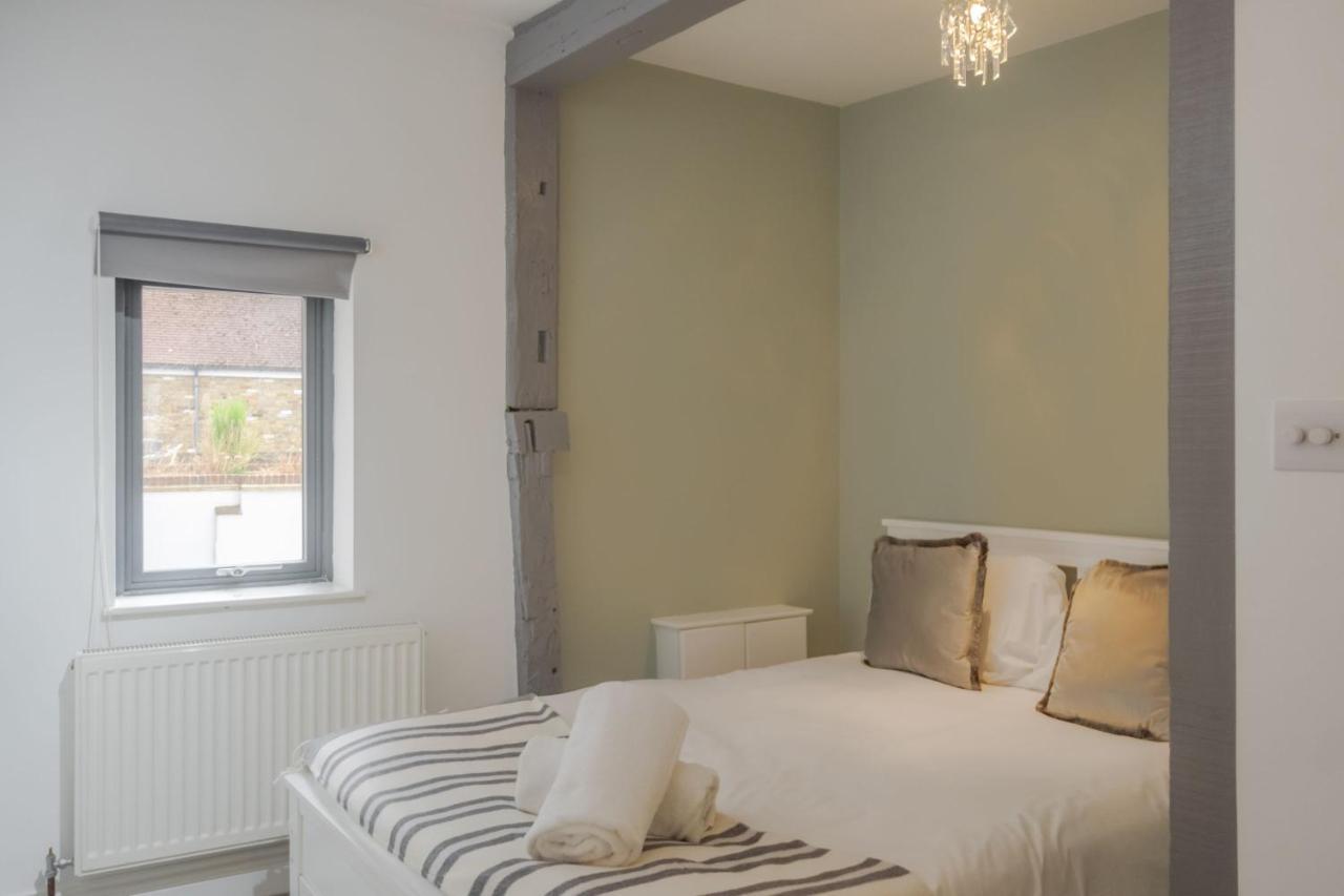 Apartament Windsor Castle & Shops On Your Doorstep & Parking Zewnętrze zdjęcie